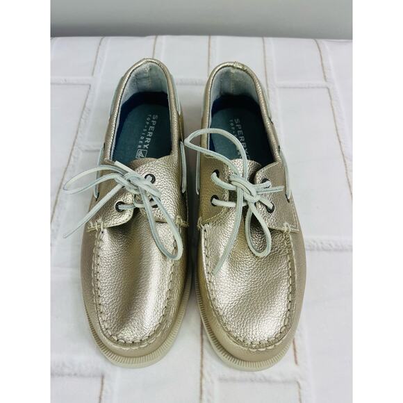 NWT Sperry A/O gold leather sneakers size 5M - Picture 3 of 11